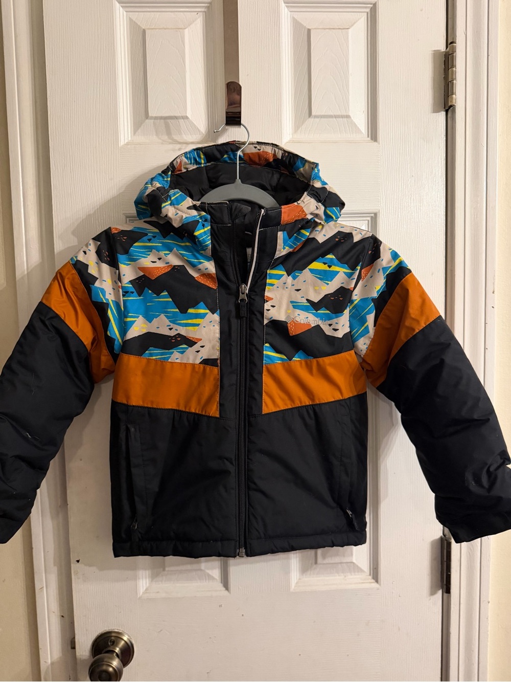 Kids Columbia Colorblock Mountain-Print Puffer Jacket - Black & Orange